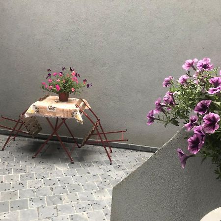 Appartement Chez Agnes บรัสเซลส์ ภายนอก รูปภาพ