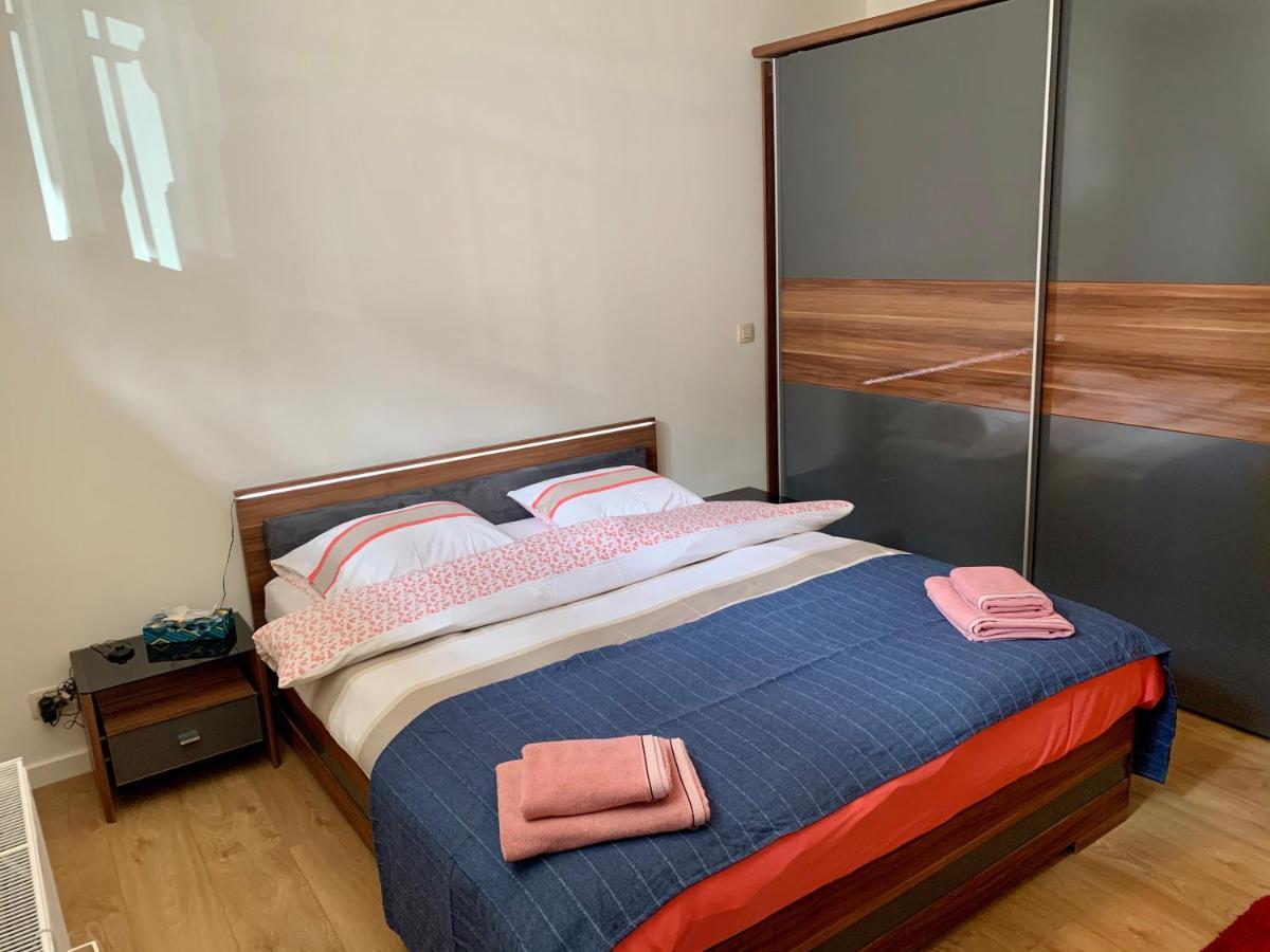 Appartement Chez Agnes บรัสเซลส์ ภายนอก รูปภาพ