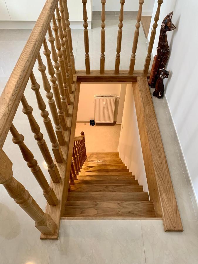 Appartement Chez Agnes บรัสเซลส์ ภายนอก รูปภาพ