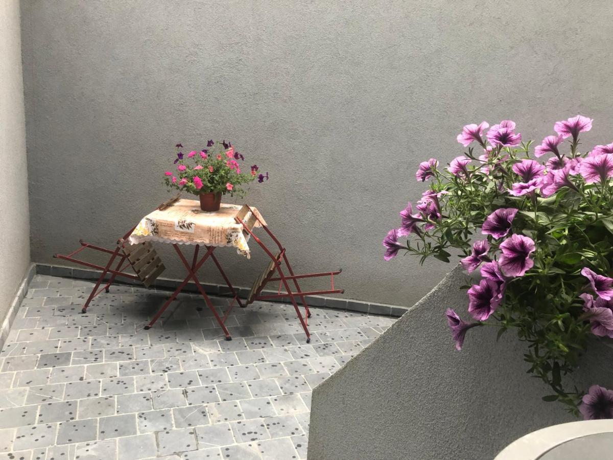 Appartement Chez Agnes บรัสเซลส์ ภายนอก รูปภาพ