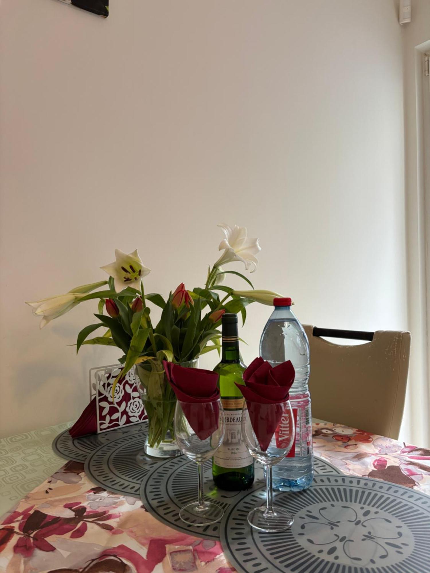 Appartement Chez Agnes บรัสเซลส์ ภายนอก รูปภาพ